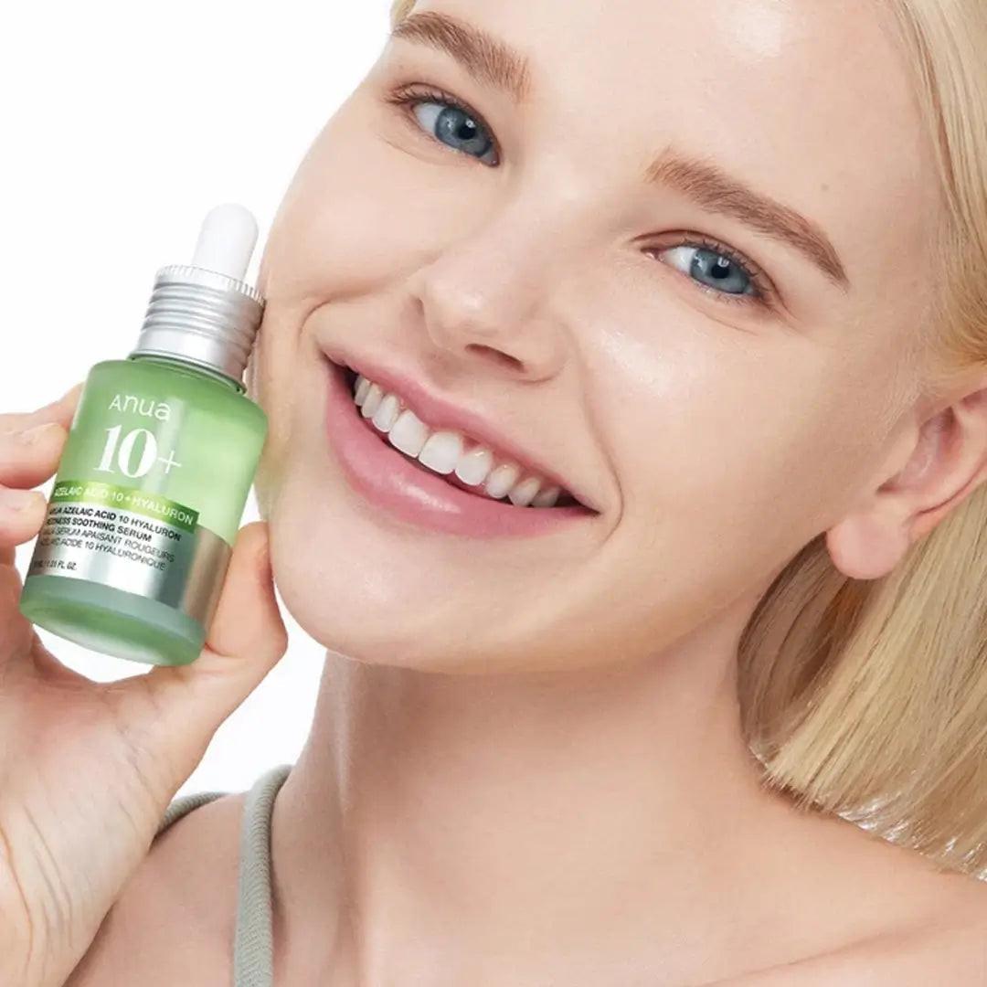 Azelaic Acid 10 Hyaluron Soothing Serum.