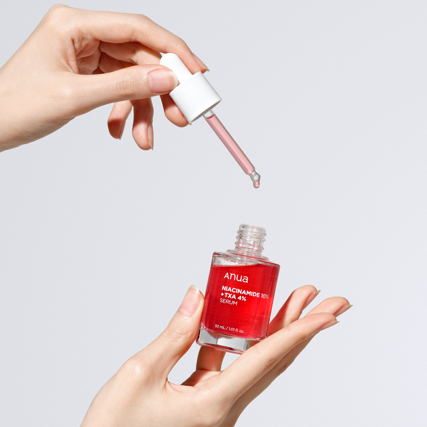 Niacinamide 10% + TXA 4% Dark Spot Correcting Serum.